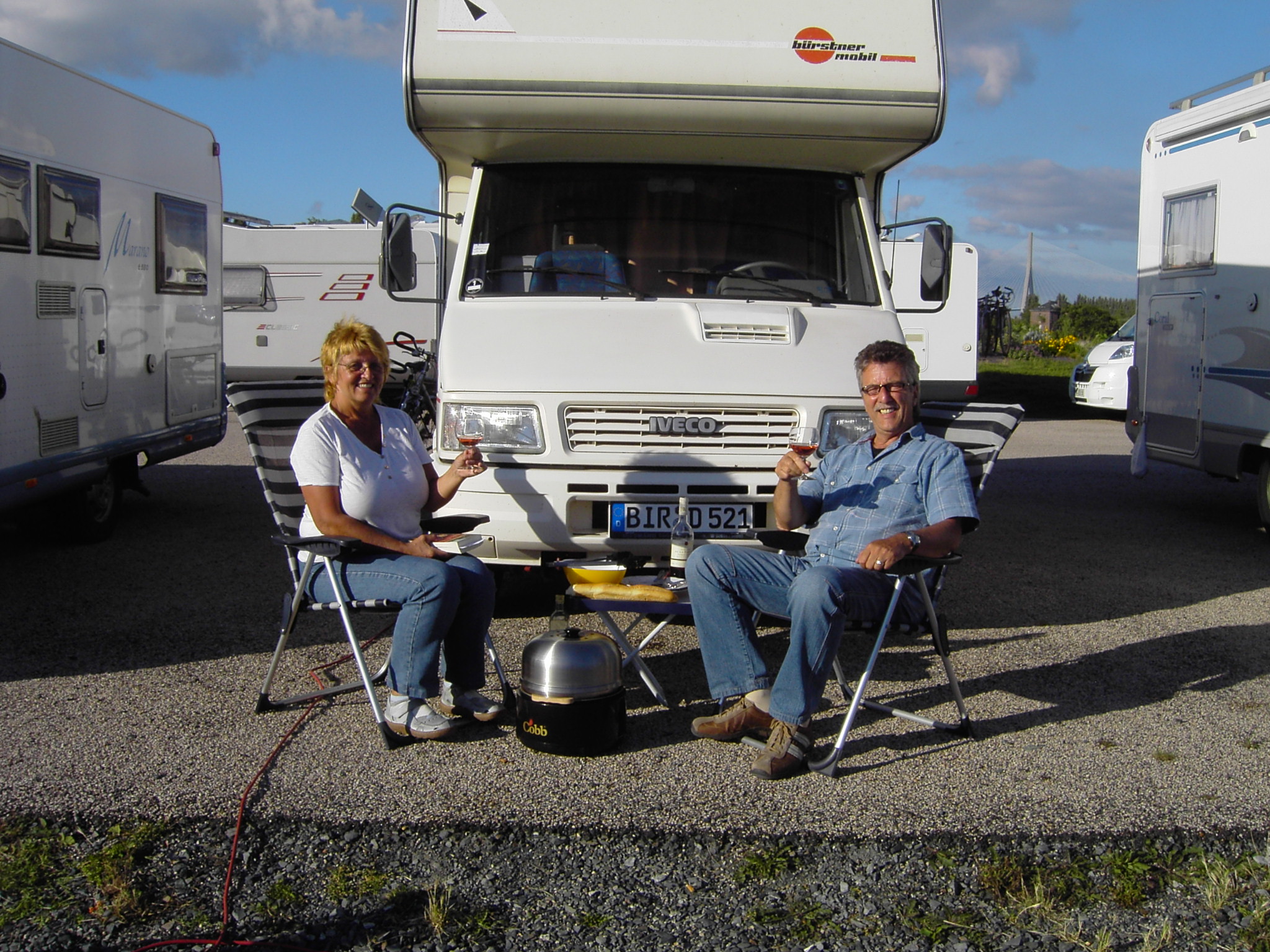 Kontakt-rechte Seite